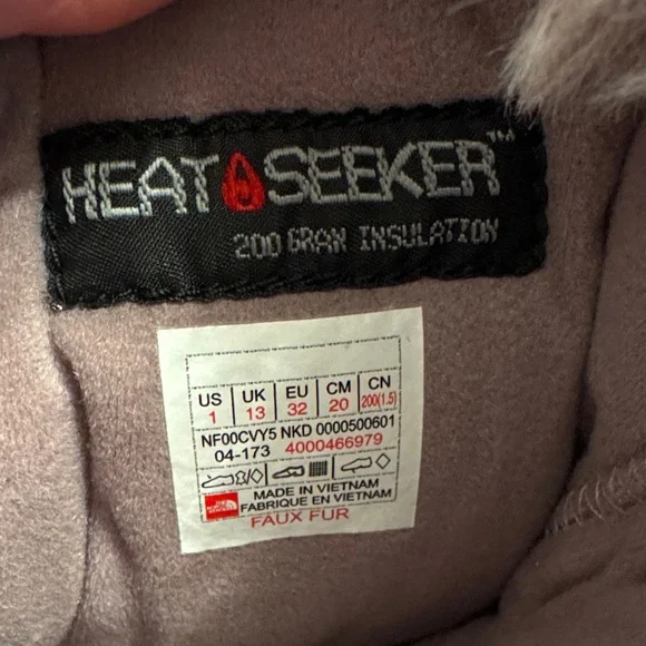 The North Face Snow Boots Kids Black and Gray Winter Boots 1 - Picture 2 of 9